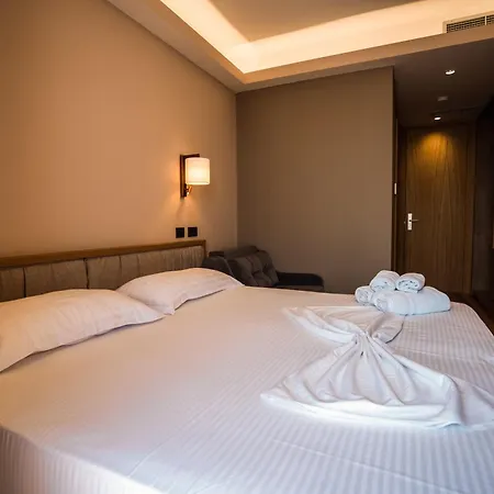 196 Hotel 3*